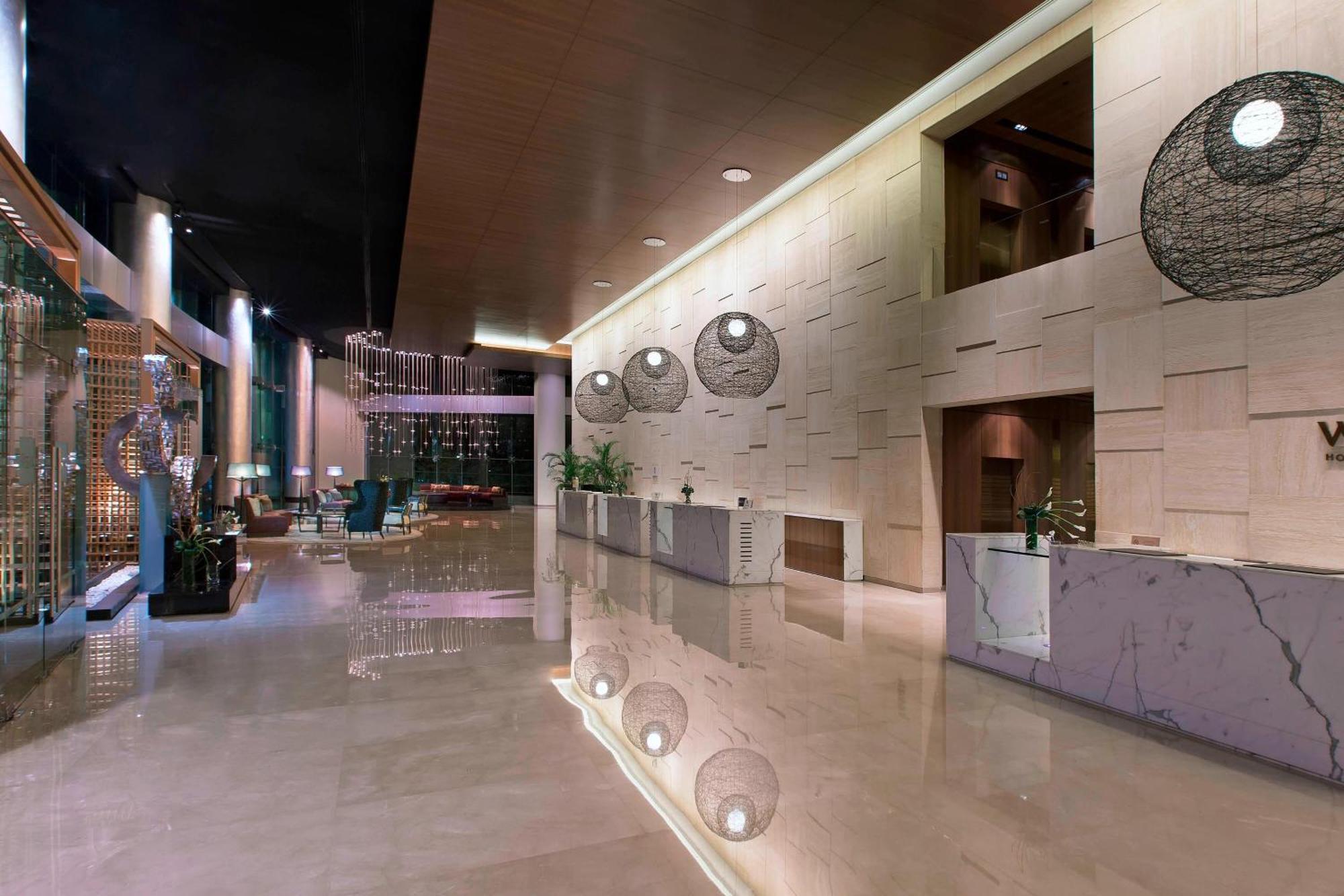 The Westin Mumbai Garden City Hotel Exterior photo